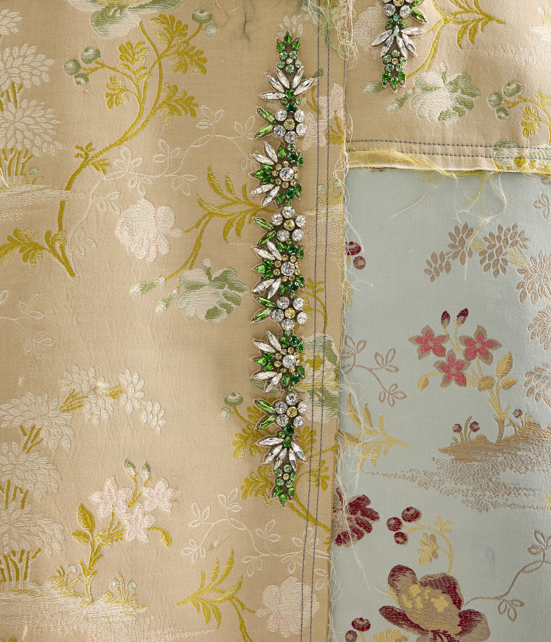 Embroidered Floral Jacquard Coat - Image 6