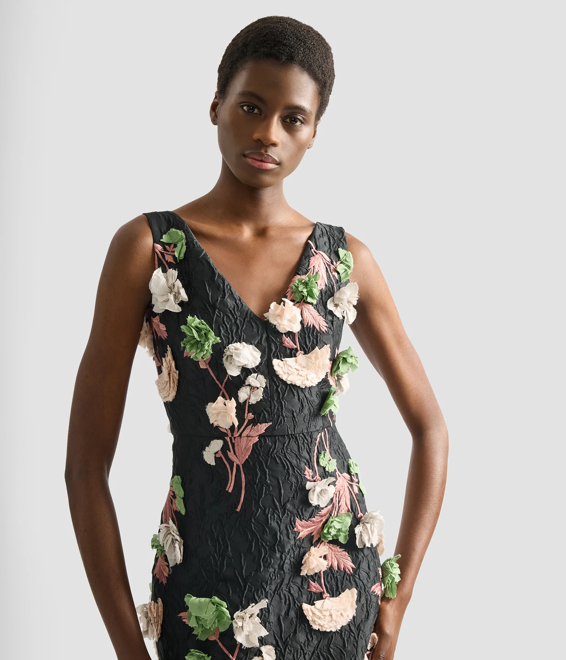 Floral Embroidered Cloque Sleeveless Midi Dress - Image 5