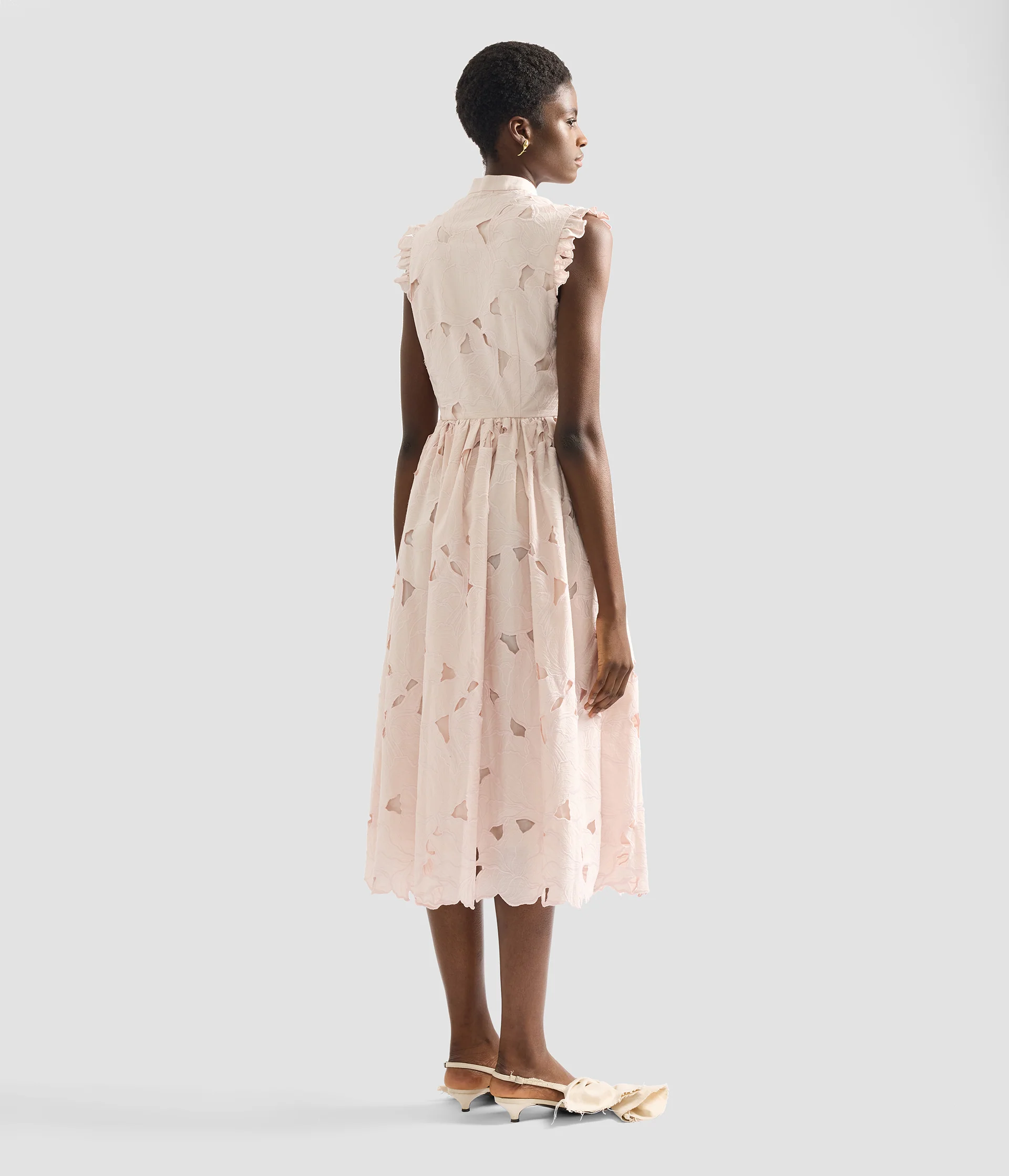 Floral Cutwork Sleeveless Midi Dress - Image 3