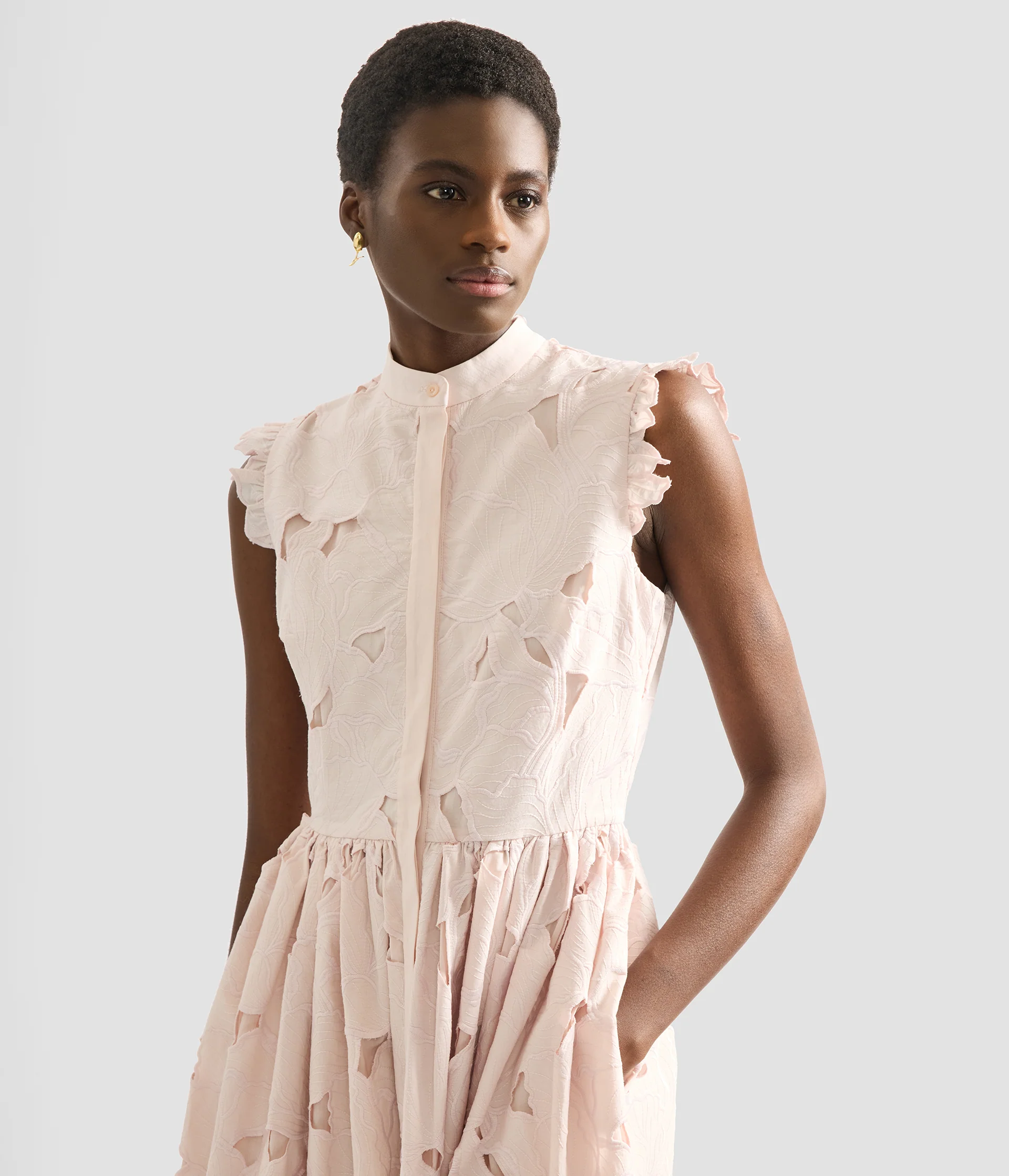 Floral Cutwork Sleeveless Midi Dress - Image 4