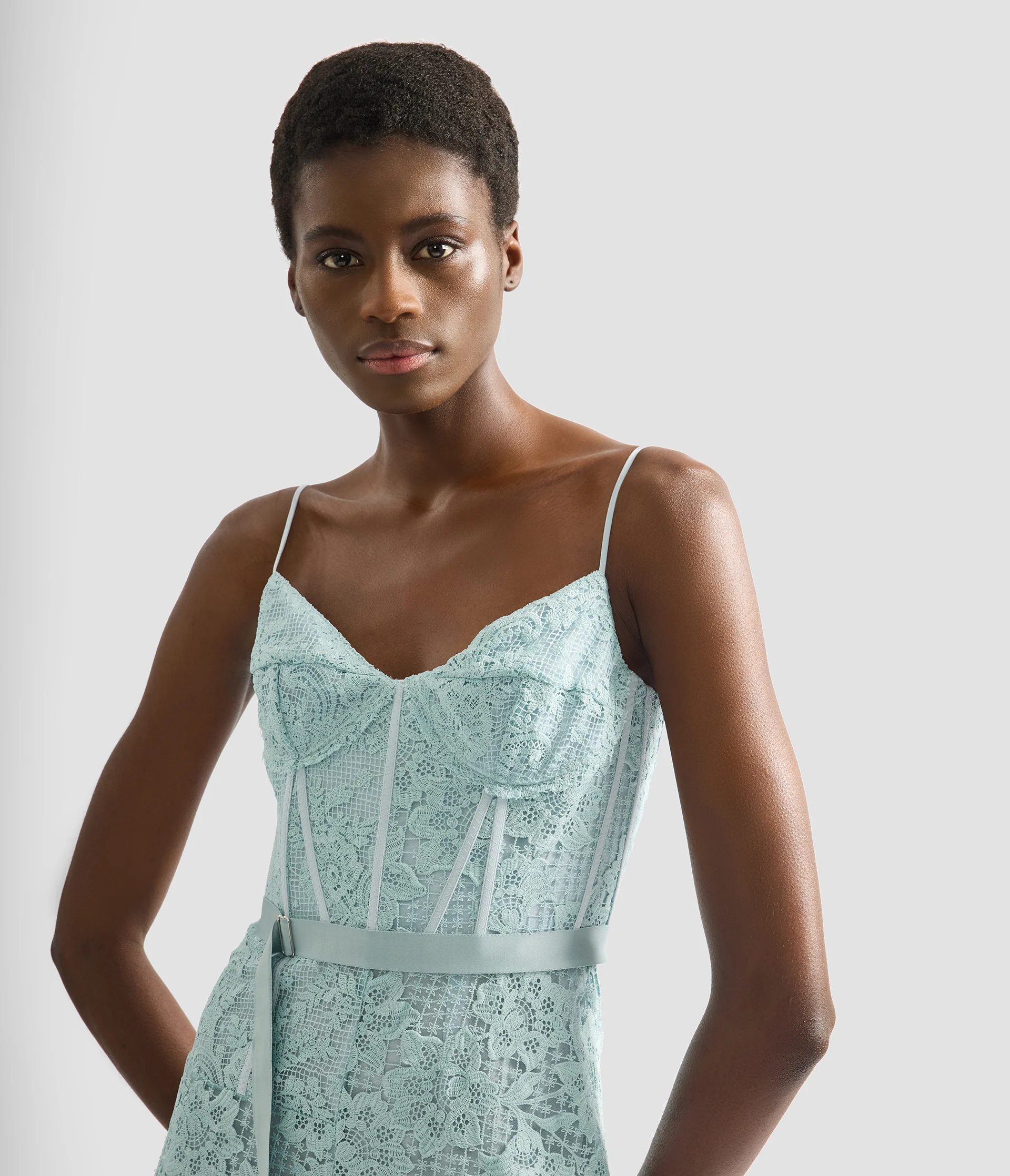 Floral Guipure Lace Sleeveless Midi Dress - Image 4